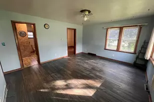 520 N Washington St, Wyocena, WI 53969 - Photo 4