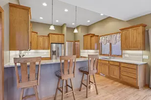 6572 Kimberly Way, DeForest, WI 53532 - Photo 18
