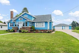 1069 Metomen St, Ripon, WI 54971 - Photo 4