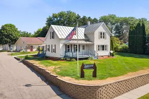 401 15th St, Baraboo, WI 53913 - Photo 62