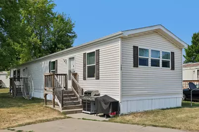 100 Crimson Drive, Reedsburg, WI 53959 - Photo 2
