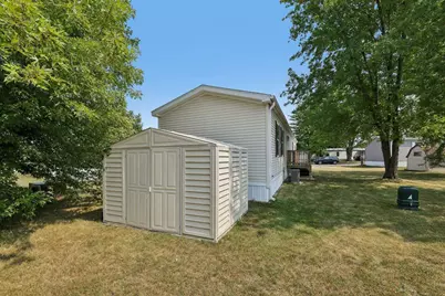 100 Crimson Drive, Reedsburg, WI 53959 - Photo 28