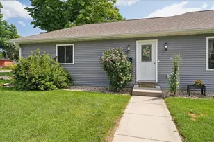 721 Grove St, Baraboo, WI 53913 - Photo 54