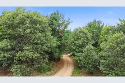 181 Carriage Road, Montello, WI 53949 - Photo 2