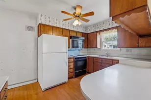 742 Lincoln St, Ripon, WI 54971 - Photo 8
