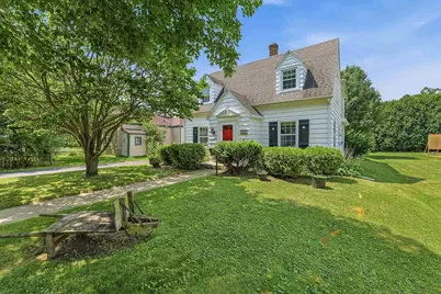 742 Lincoln Street, Ripon, WI 54971 - Photo 2