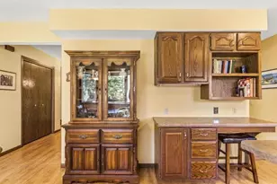 17 Park Crest Ct, Madison, WI 53711 - Photo 14