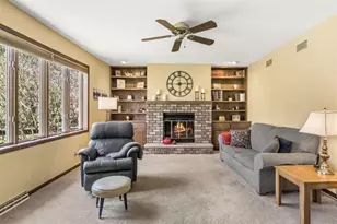 17 Park Crest Ct, Madison, WI 53711 - Photo 18