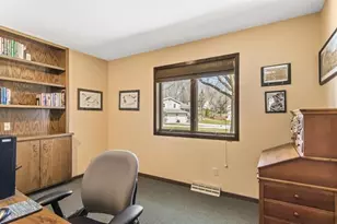 17 Park Crest Ct, Madison, WI 53711 - Photo 24