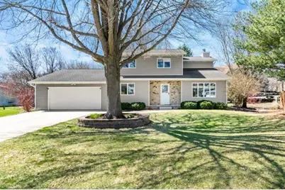 17 Park Crest Court, Madison, WI 53711 - Photo 2