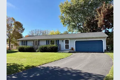 924 Walker Court, Sun Prairie, WI 53590 - Photo 1