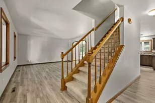 3702 Spring Hill Ct, Middleton, WI 53562 - Photo 8