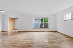 1587 Don Simon Dr, Sun Prairie, WI 53590 - Photo 12
