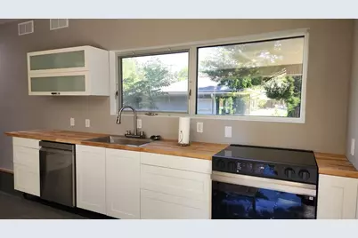 6605 Old Sauk Road, Madison, WI 53705 - Photo 16