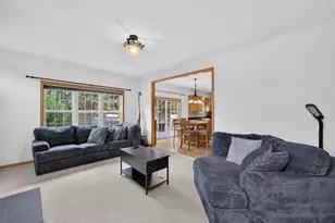 5685 Kinsale Dr, Fitchburg, WI 53711 - Photo 8