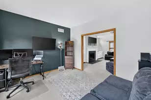 5685 Kinsale Dr, Fitchburg, WI 53711 - Photo 6