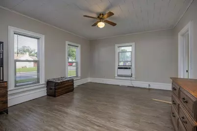 200 N Rutland Avenue, Brooklyn, WI 53521 - Photo 8