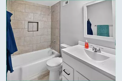 1846 Northwestern Avenue, Madison, WI 53704 - Photo 6