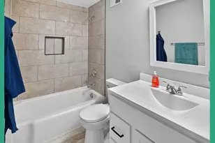 1846 Northwestern Ave, Madison, WI 53704 - Photo 6