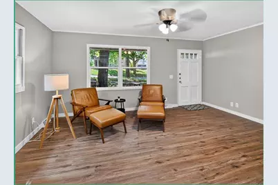 1846 Northwestern Avenue, Madison, WI 53704 - Photo 2