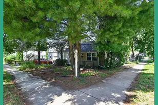 1846 Northwestern Ave, Madison, WI 53704 - Photo 10