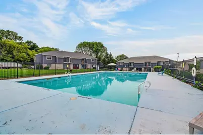 1403 Whispering Pines Way, Fitchburg, WI 53713 - Photo 4