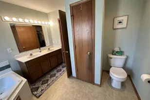 1643 Erin Hill, Stoughton, WI 53589 - Photo 30