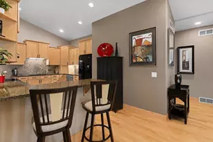 625 Nightingale Ln, Cottage Grove, WI 53527 - Photo 10
