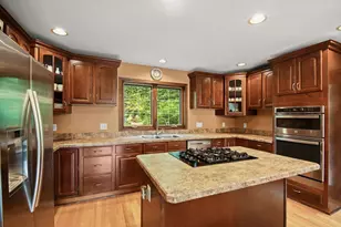 30329 Beachview Ln, Racine, WI 53185 - Photo 14