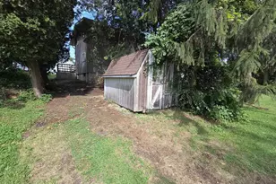324 N Elizabeth Ave, Jefferson, WI 53549 - Photo 20