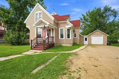 322 W Water Street, Princeton, WI 54968 - Photo 2