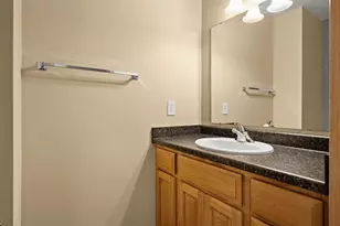 7215 Arctic Fox Dr, Madison, WI 53719 - Photo 18