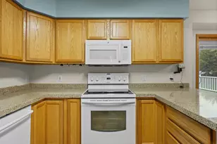 418 E Hill Pkwy, Madison, WI 53718 - Photo 16