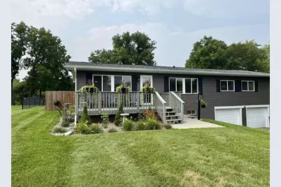 306 W 1st Street, Cambria, WI 53923 - Photo 2