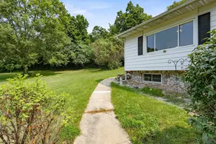 7419 Riles Rd, Middleton, WI 53562 - Photo 4