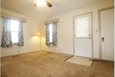 508 E Main Street, Wautoma, WI 53949 - Photo 6
