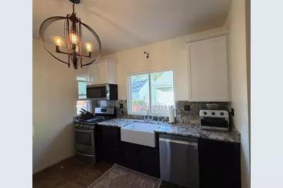 709 Jackson Street, Fort Atkinson, WI 53538 - Photo 12