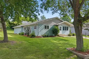 110 15th Ave, Baraboo, WI 53913 - Photo 2