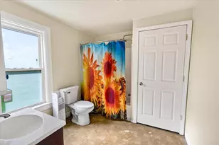 627 S Center St, Beaver Dam, WI 53916 - Photo 18