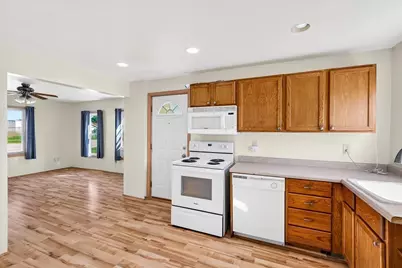 627 S Center Street, Beaver Dam, WI 53916 - Photo 12