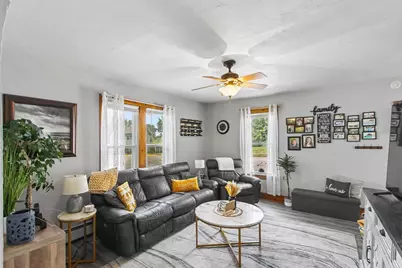 401 Columbia Avenue, DeForest, WI 53532 - Photo 6