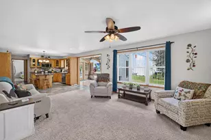 772 Edward St, Verona, WI 53593 - Photo 6