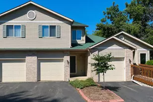 1029 Melvin Ct, Madison, WI 53704 - Photo 2