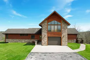 29001 Skyview Ln, Wauzeka, WI 53826 - Photo 8