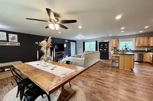 E10643 Lee Ln, Baraboo, WI 53913 - Photo 2