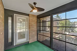 402 S Owen Dr, Madison, WI 53711 - Photo 10