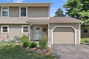 615 Saddle Ridge, Portage, WI 53901 - Photo 1