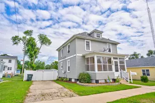 811 W Franklin St, Portage, WI 53901 - Photo 4