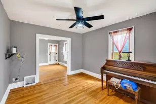 811 W Franklin St, Portage, WI 53901 - Photo 10
