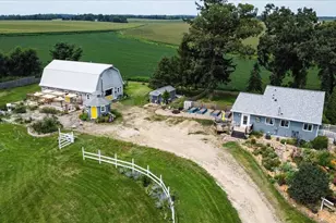 W5128 Wangsness Rd, Deforest, WI 53532 - Photo 2